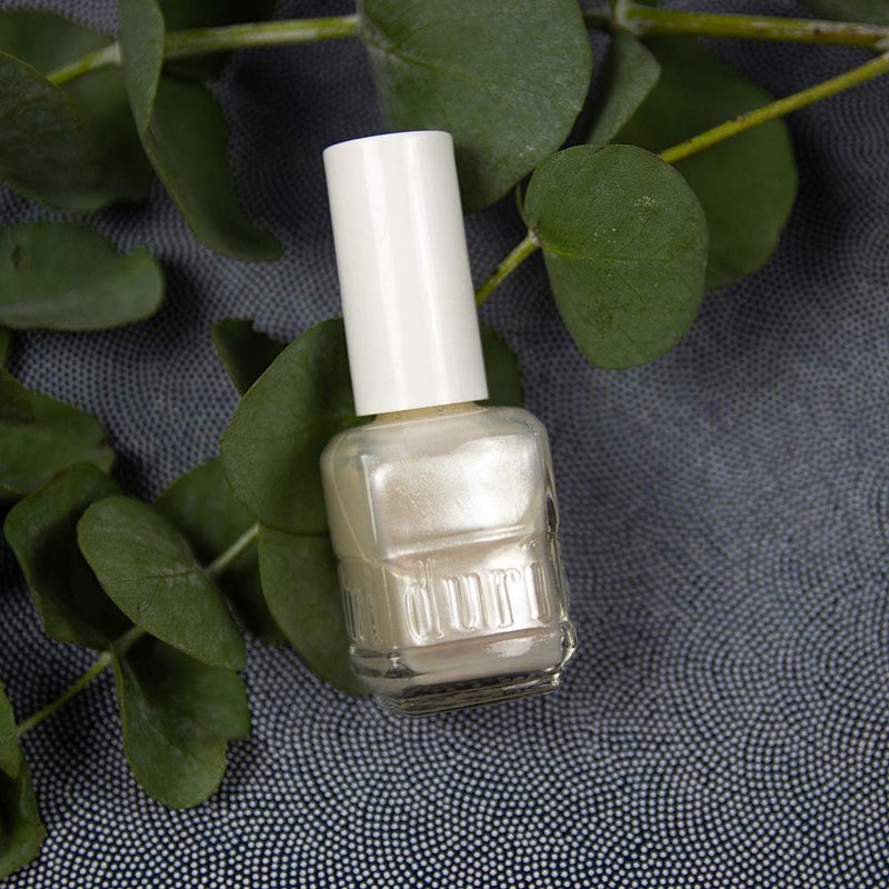 duri Nail Polish, 50 Platinum, White Shimmer, Full Coverage, Fats Drying, No Chipping, 0.45 Fl Oz - Image 4